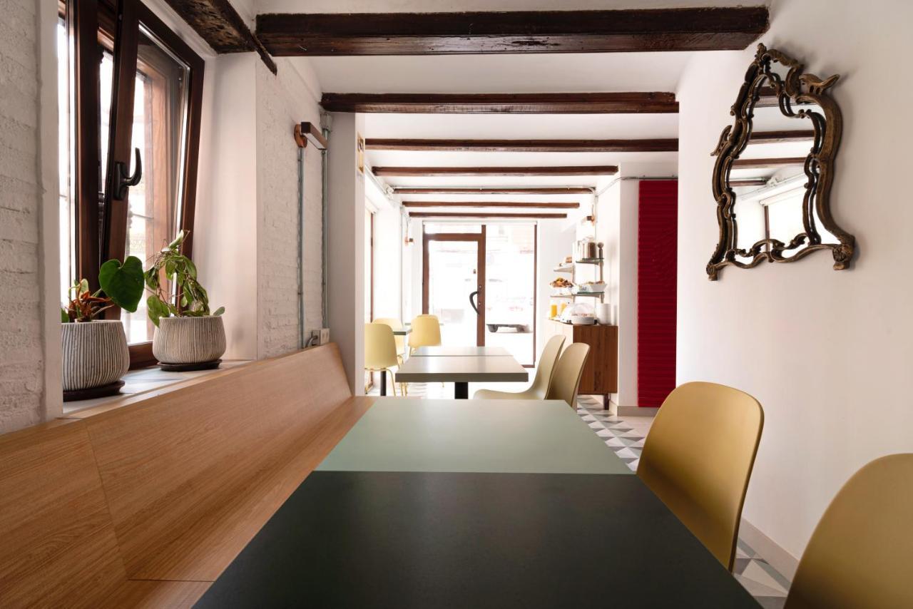 Hotel 19-30 فالنسيا المظهر الخارجي الصورة
