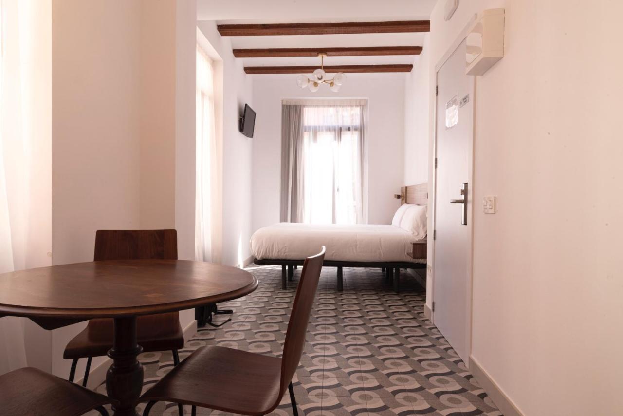Hotel 19-30 فالنسيا المظهر الخارجي الصورة