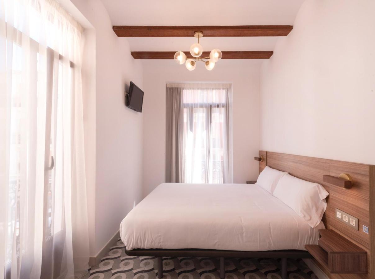 Hotel 19-30 فالنسيا المظهر الخارجي الصورة