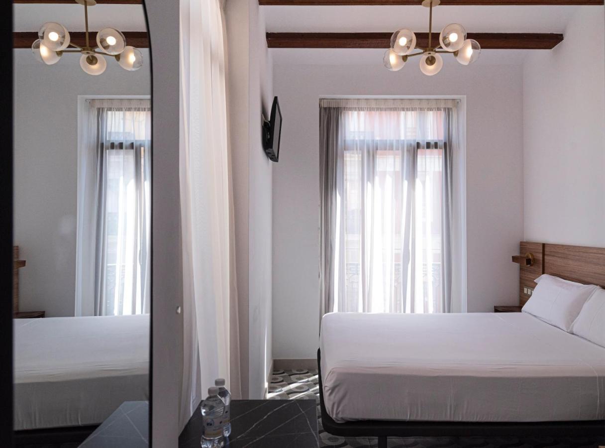 Hotel 19-30 فالنسيا المظهر الخارجي الصورة