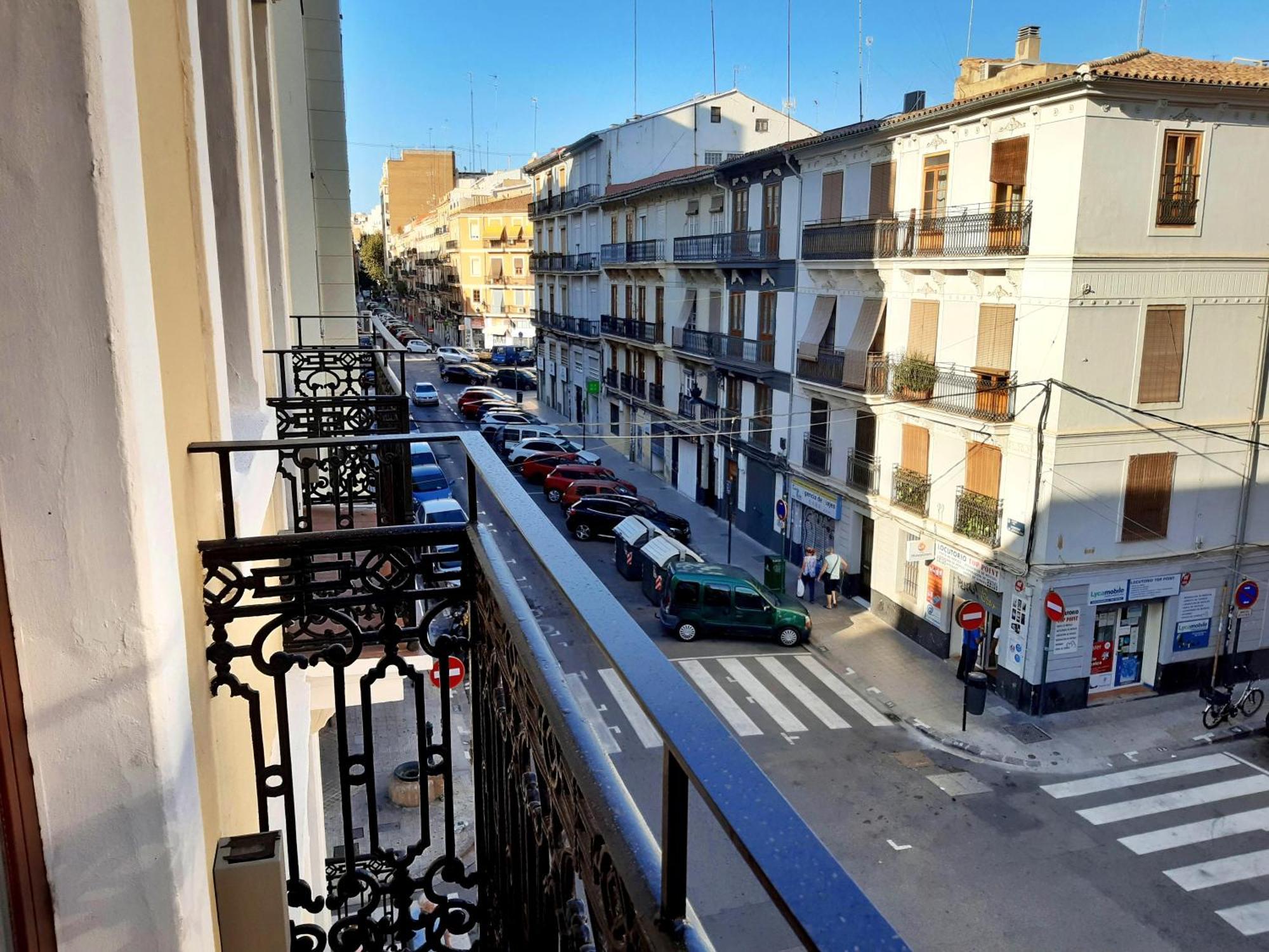 Hotel 19-30 فالنسيا الغرفة الصورة