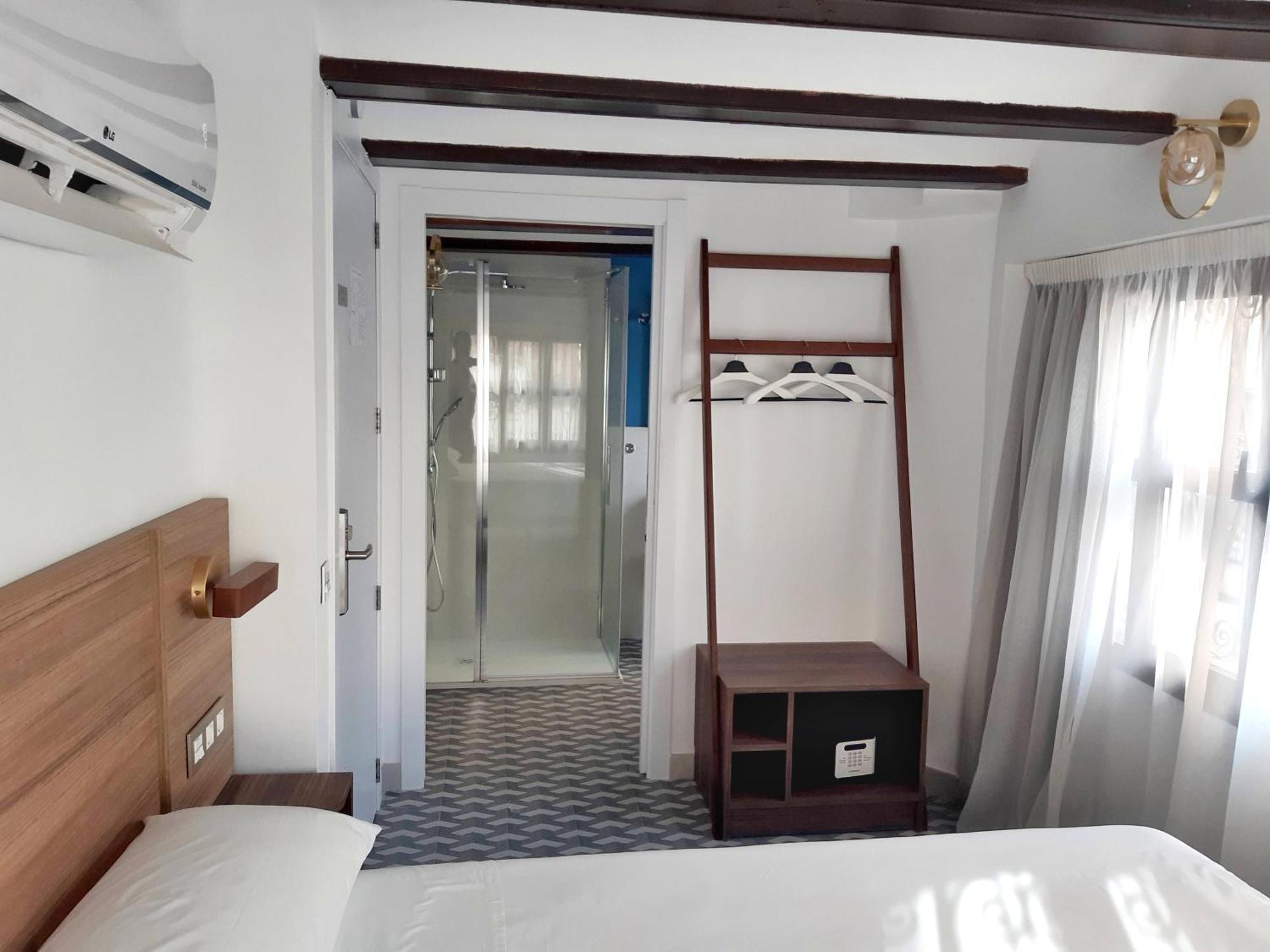 Hotel 19-30 فالنسيا المظهر الخارجي الصورة